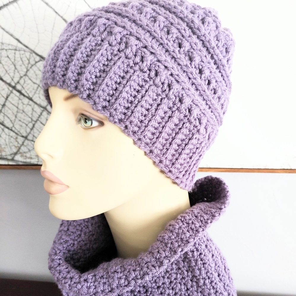 NWT 3 Pce Headband Scarf Hat Set Mauve Wom…